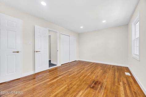 28 Kingsley Way Freehold NJ 07728