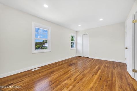 28 Kingsley Way Freehold NJ 07728