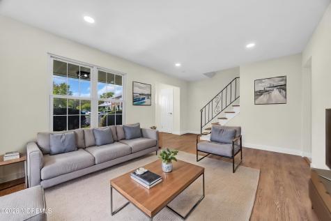 28 Kingsley Way Freehold NJ 07728