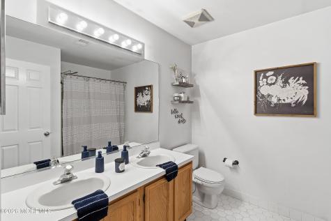 22 Tower Hill Drive Red Bank NJ 07701