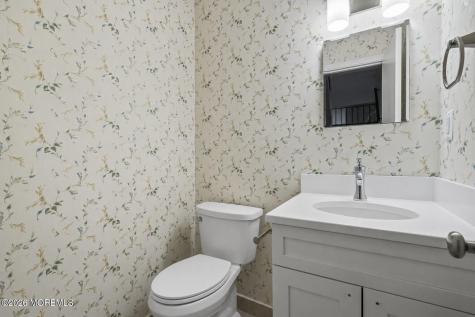 318 Middlewood Road Middletown NJ 07748