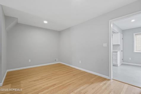 318 Middlewood Road Middletown NJ 07748