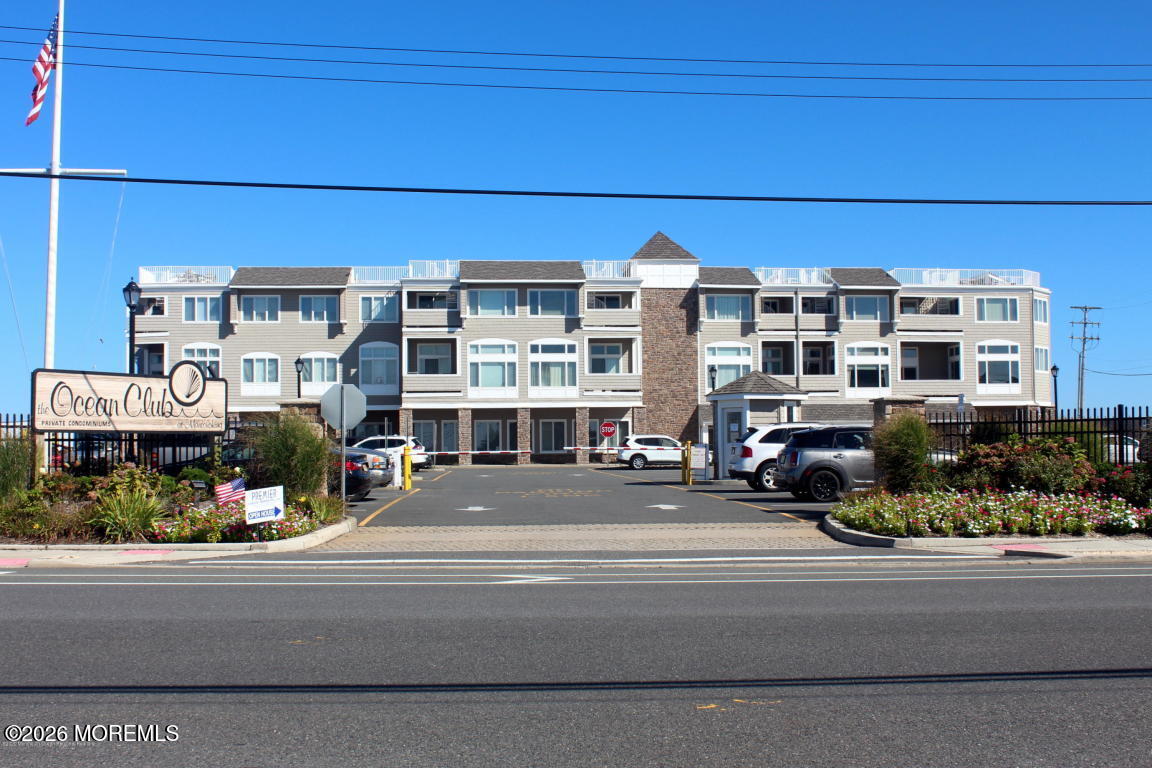 438 N Route 35 N Mantoloking NJ 08738
