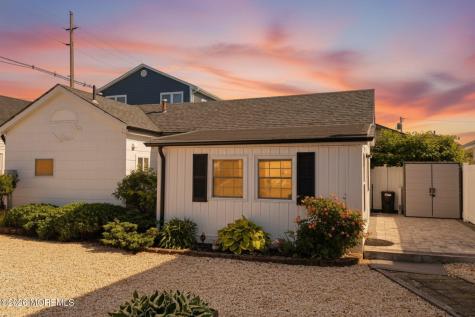 114 Reese Avenue Lavallette NJ 08735