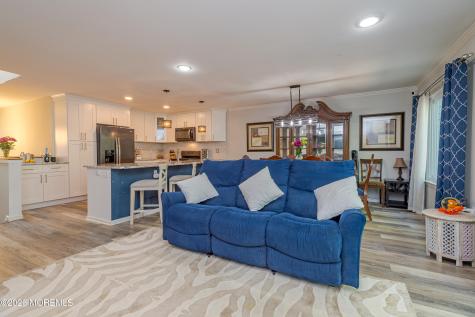 15 Daleron Place South Amboy NJ 08879