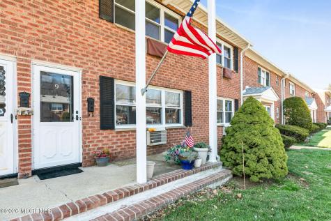 9 King James Lane Atlantic Highlands NJ 07716