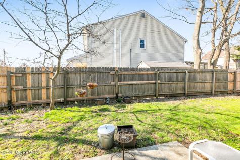 9 King James Lane Atlantic Highlands NJ 07716