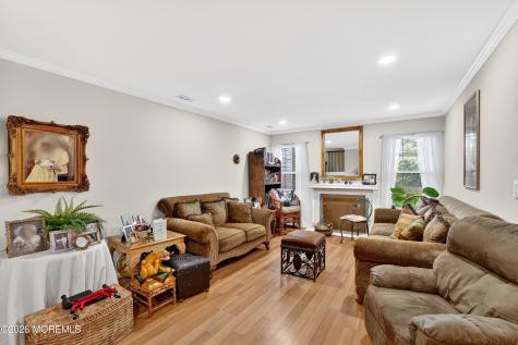 405 Dorchester Way Manalapan NJ 07726