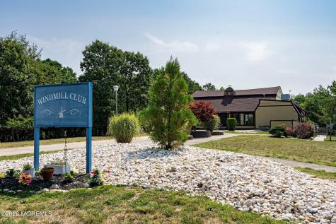 11 Owl Road Howell NJ 07731