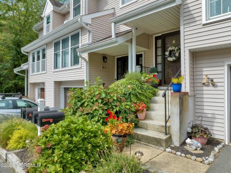 31 Mulberry Court Brielle NJ 08730