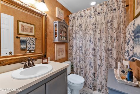 31 Mulberry Court Brielle NJ 08730