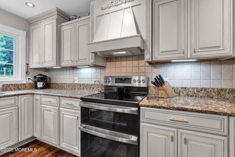 31 Mulberry Court Brielle NJ 08730