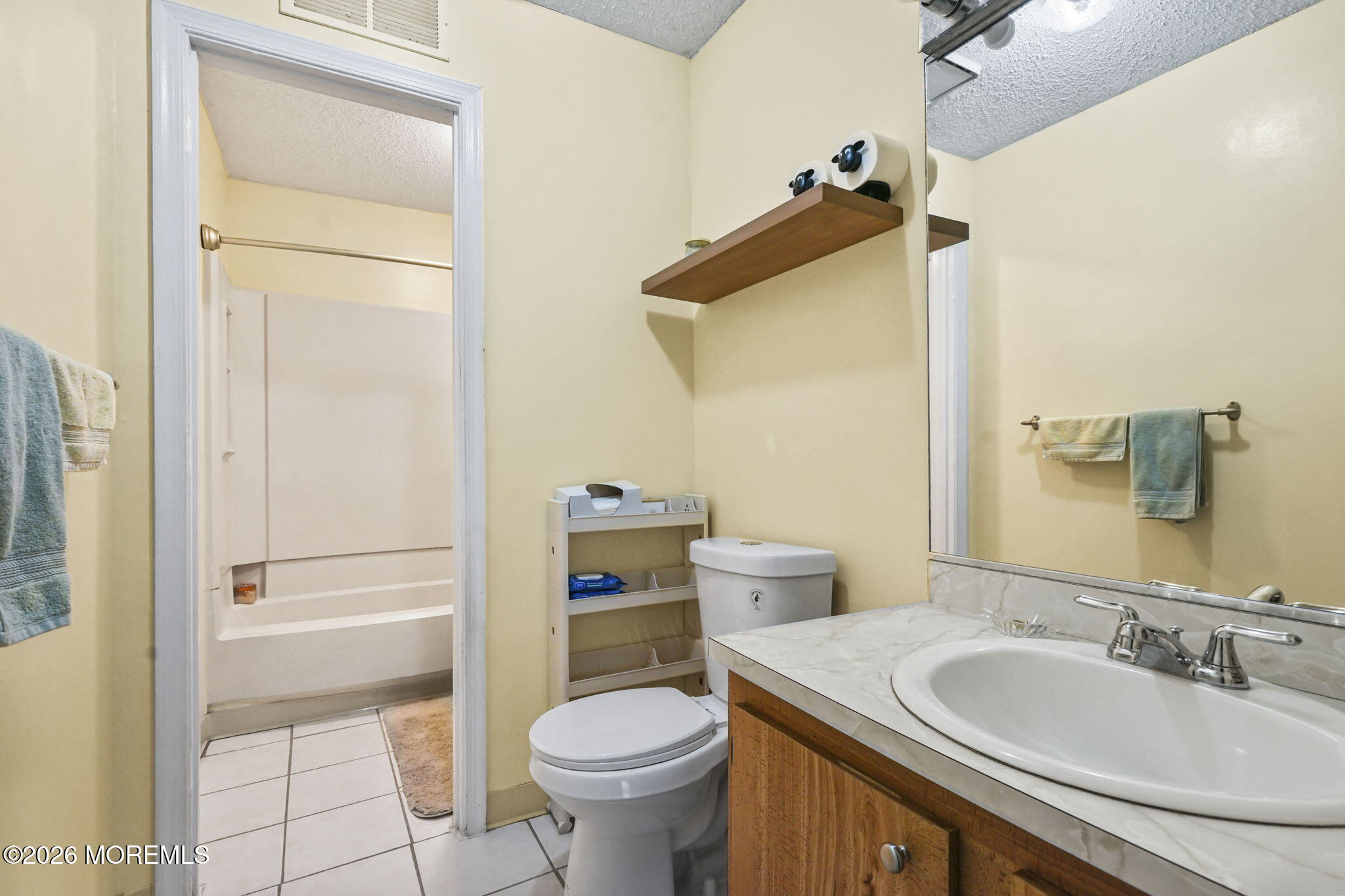 61 Frontier Way Tinton Falls NJ 07753