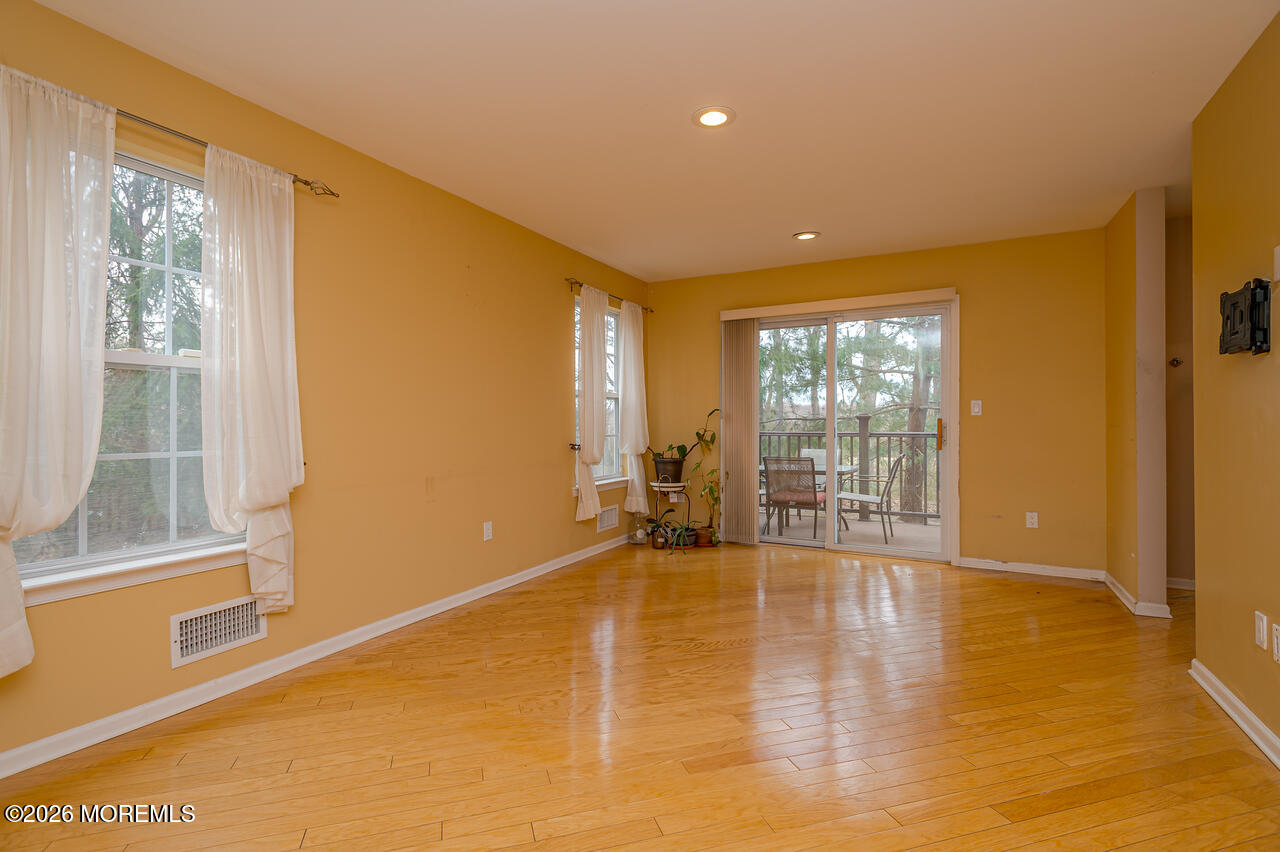 128 Heron Court Manalapan NJ 07726