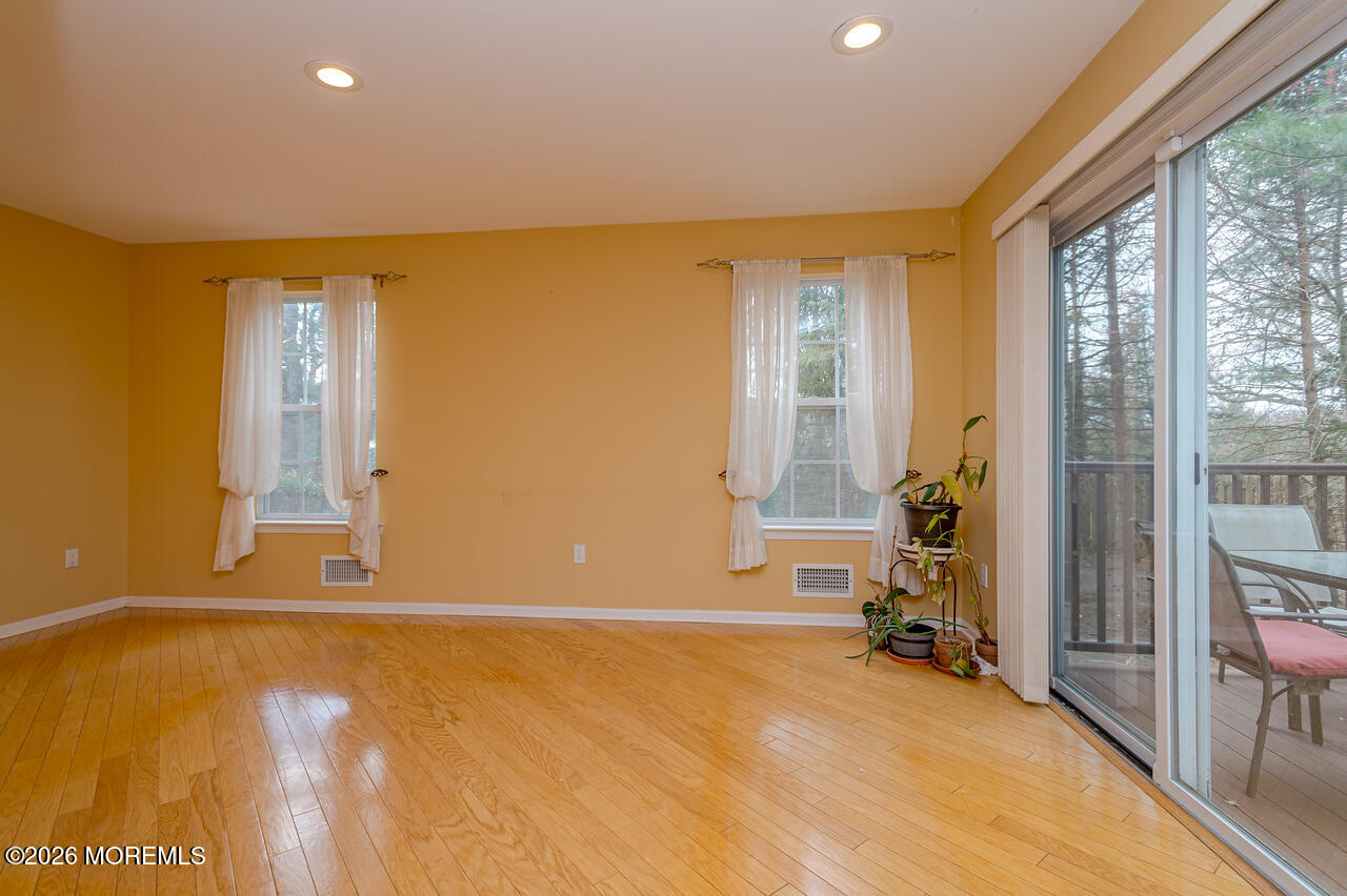 128 Heron Court Manalapan NJ 07726