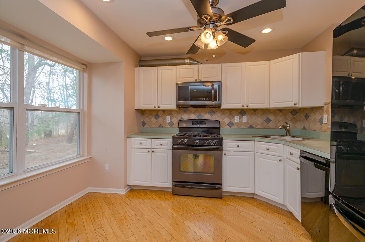 128 Heron Court Manalapan NJ 07726