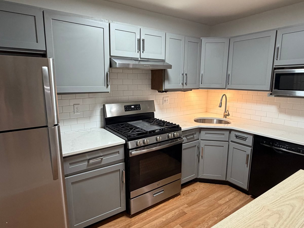 406 Woodhaven Drive Edison NJ 08817