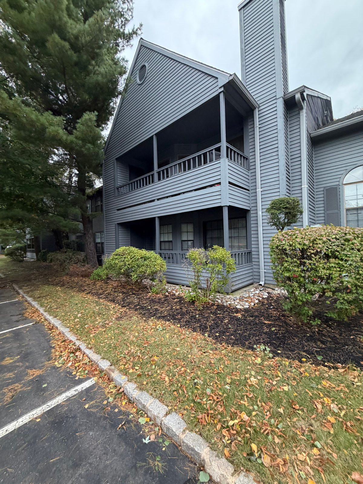 406 Woodhaven Drive Edison NJ 08817