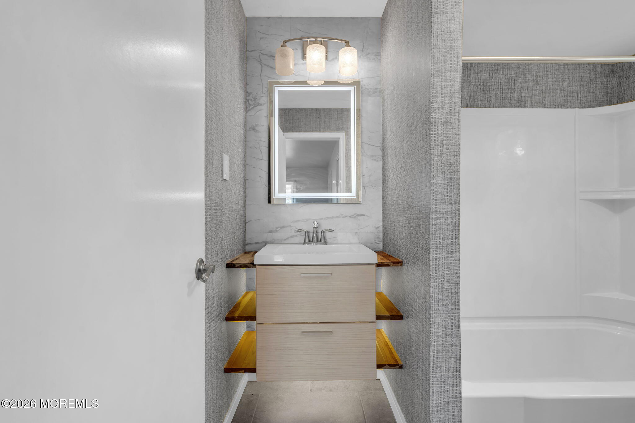 21 Carriage Lane Englishtown NJ 07726