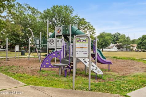 124 Belshaw Avenue Shrewsbury Twp NJ 07724