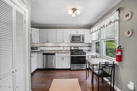 124 Belshaw Avenue Shrewsbury Twp NJ 07724