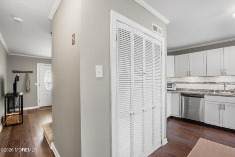 124 Belshaw Avenue Shrewsbury Twp NJ 07724