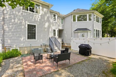 16 Mariners Bend Brielle NJ 08730