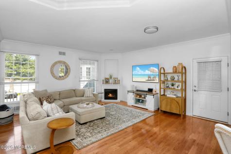 16 Mariners Bend Brielle NJ 08730