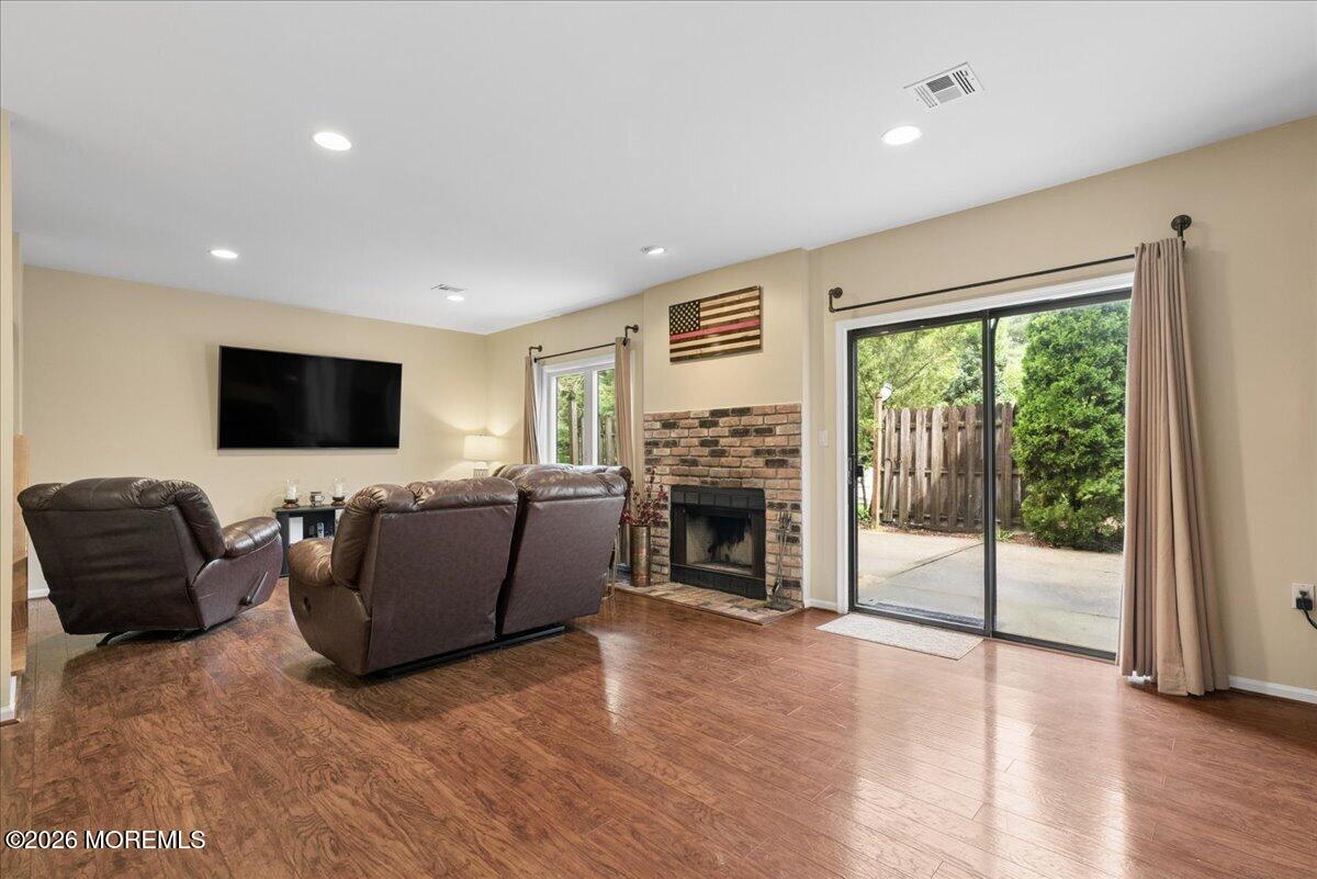 193 Pear Drive Marlboro NJ 07746