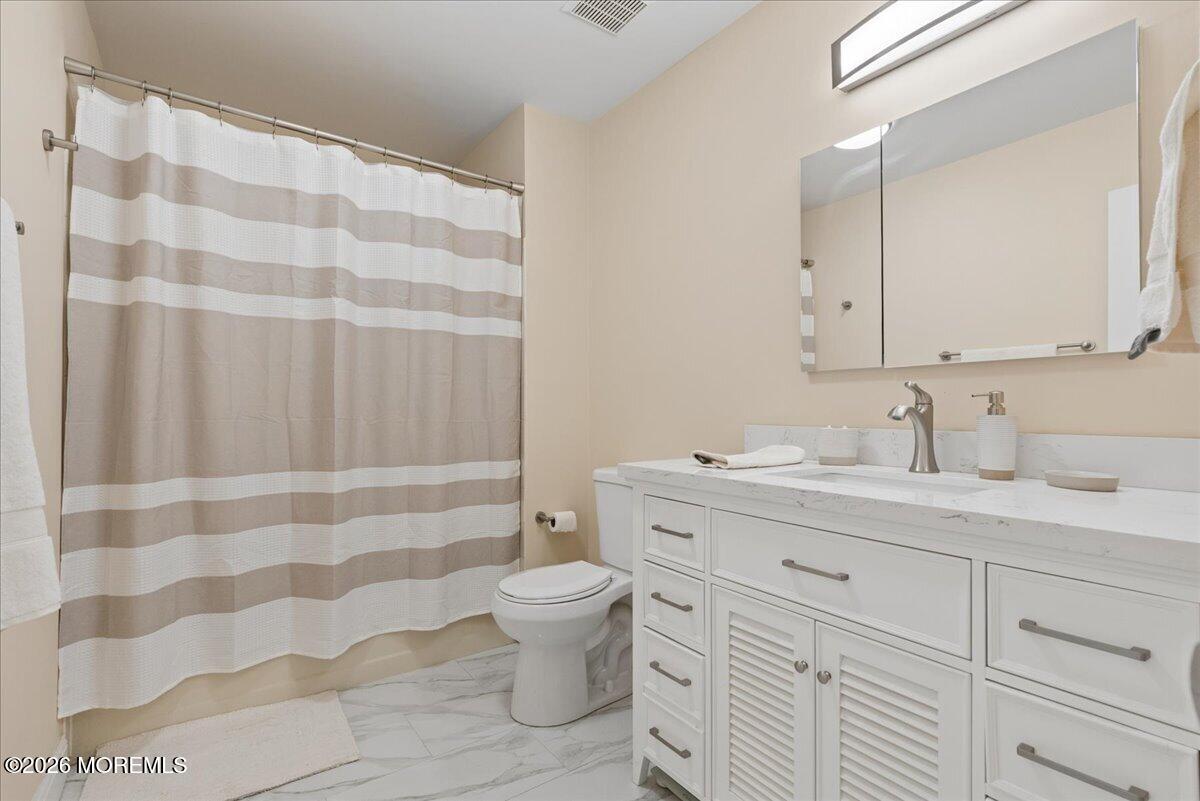 193 Pear Drive Marlboro NJ 07746
