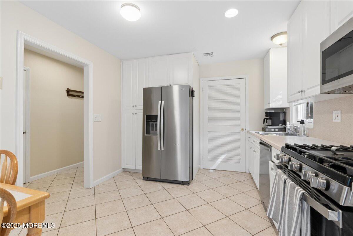 193 Pear Drive Marlboro NJ 07746