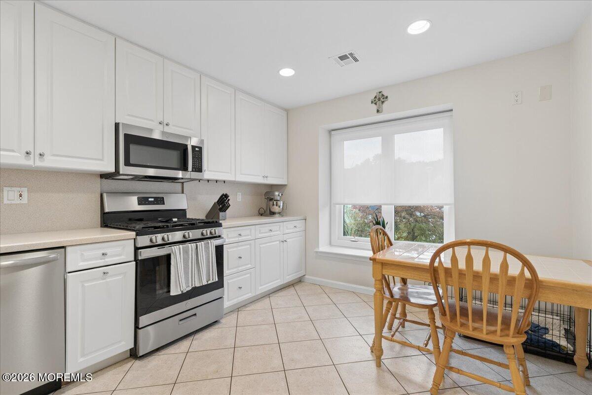 193 Pear Drive Marlboro NJ 07746
