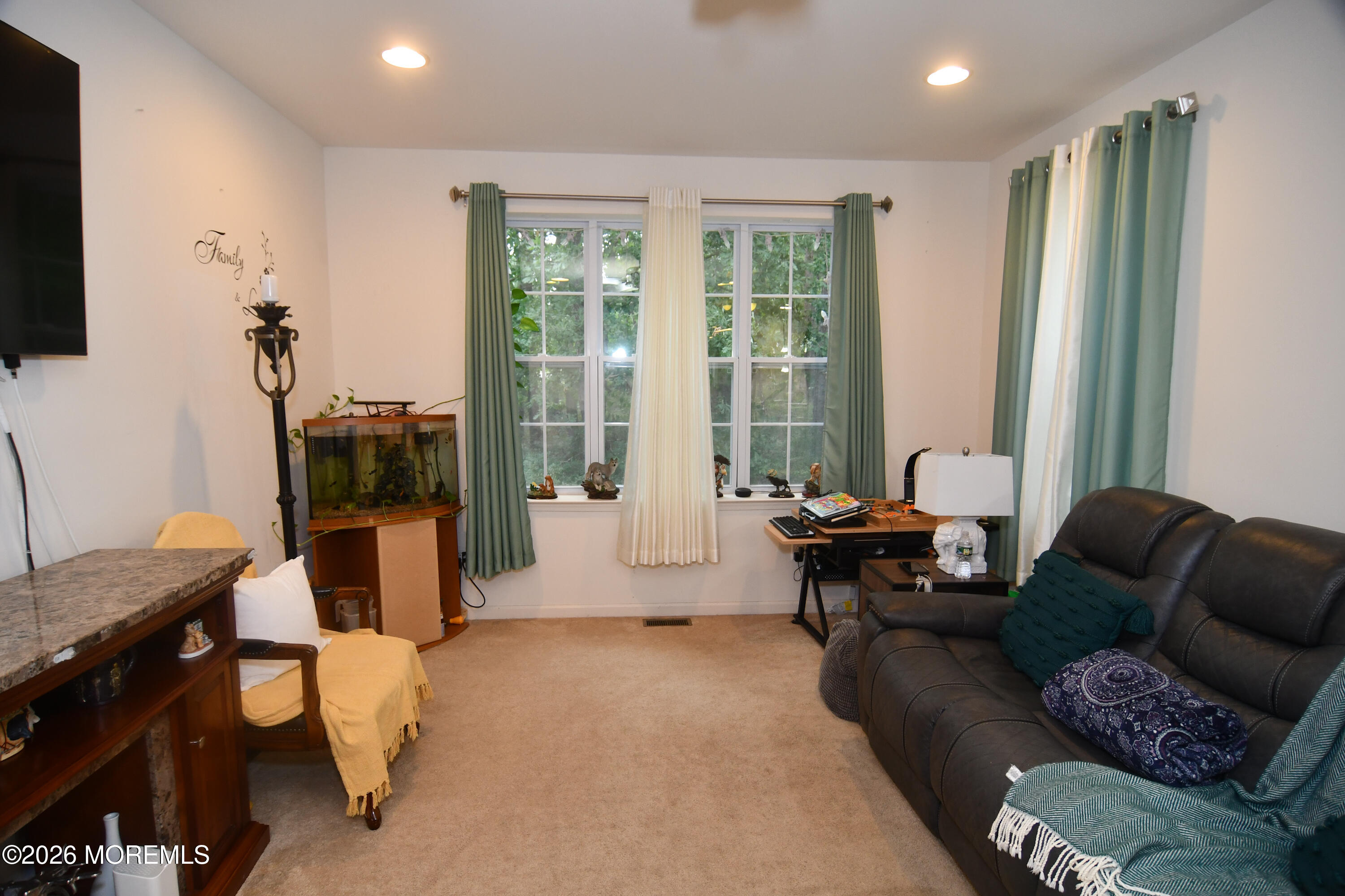 346 Hawthorne Lane Barnegat NJ 08005
