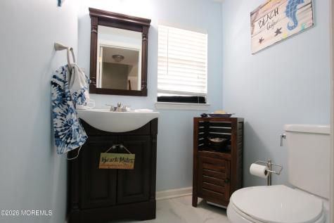 37 Horseshoe Court Tinton Falls NJ 07753