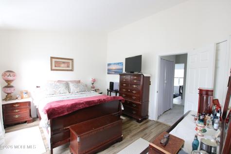 37 Horseshoe Court Tinton Falls NJ 07753