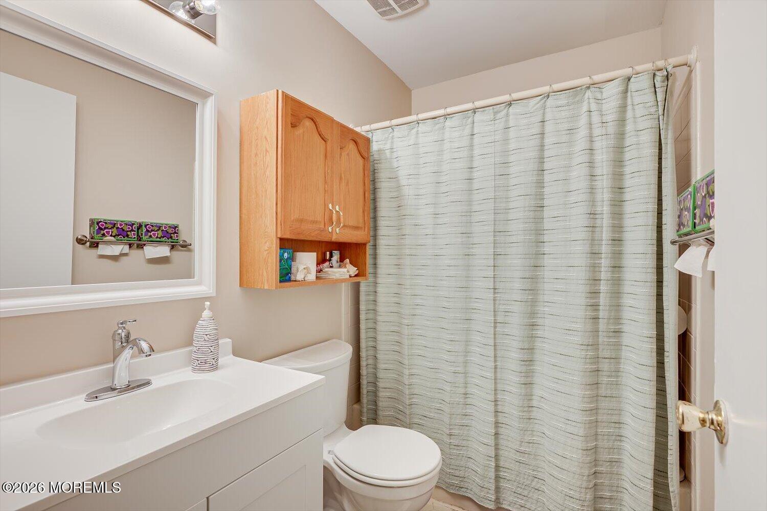 254 Teasdale Place Morganville NJ 07751
