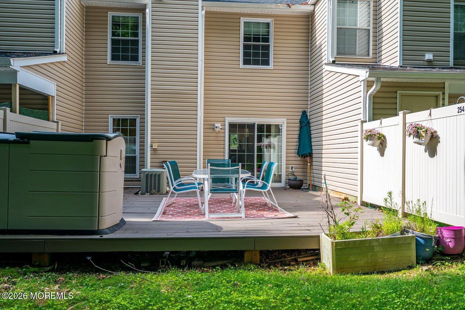 254 Teasdale Place Morganville NJ 07751