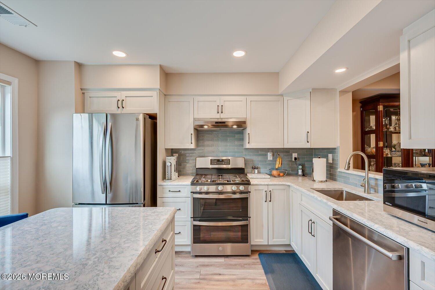 254 Teasdale Place Morganville NJ 07751