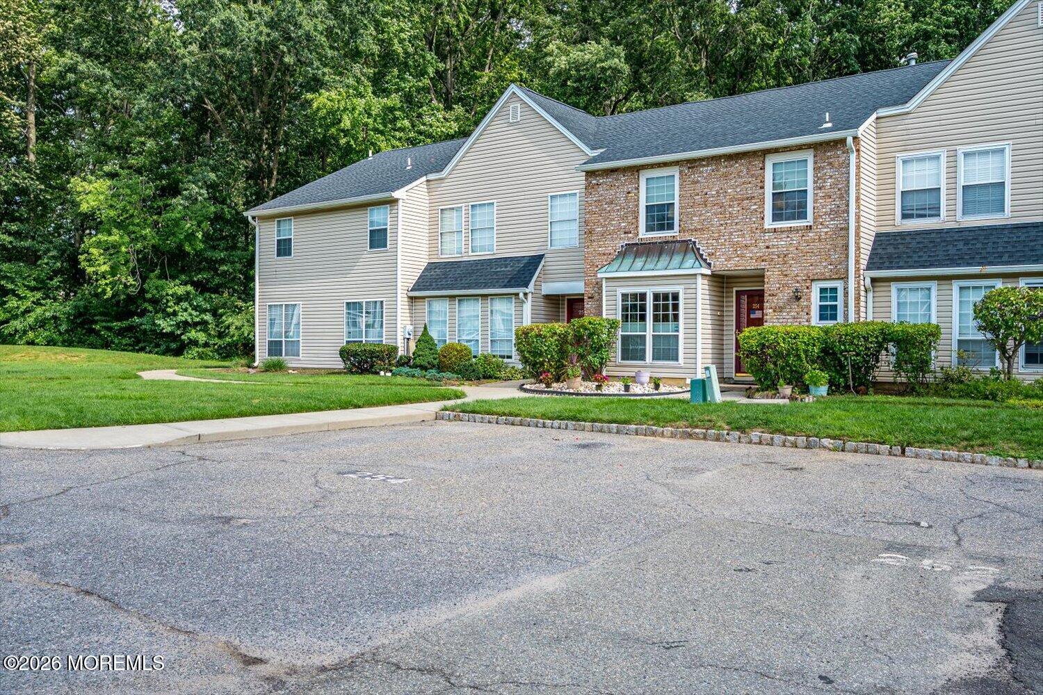 254 Teasdale Place Morganville NJ 07751