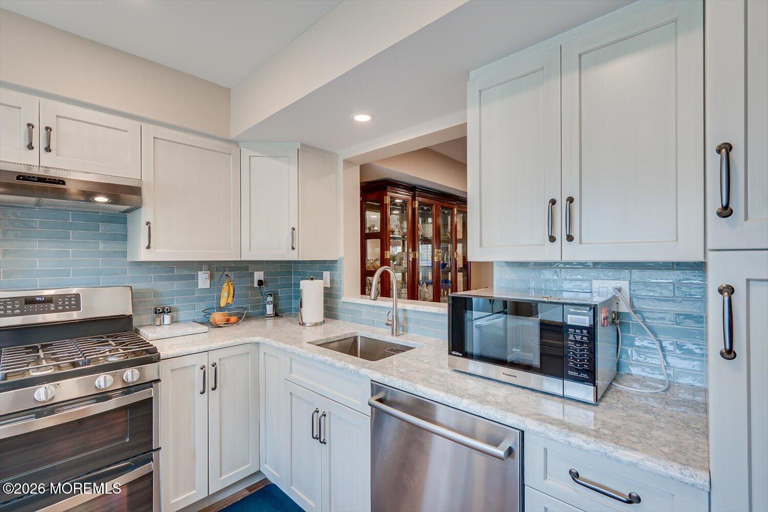 254 Teasdale Place Morganville NJ 07751