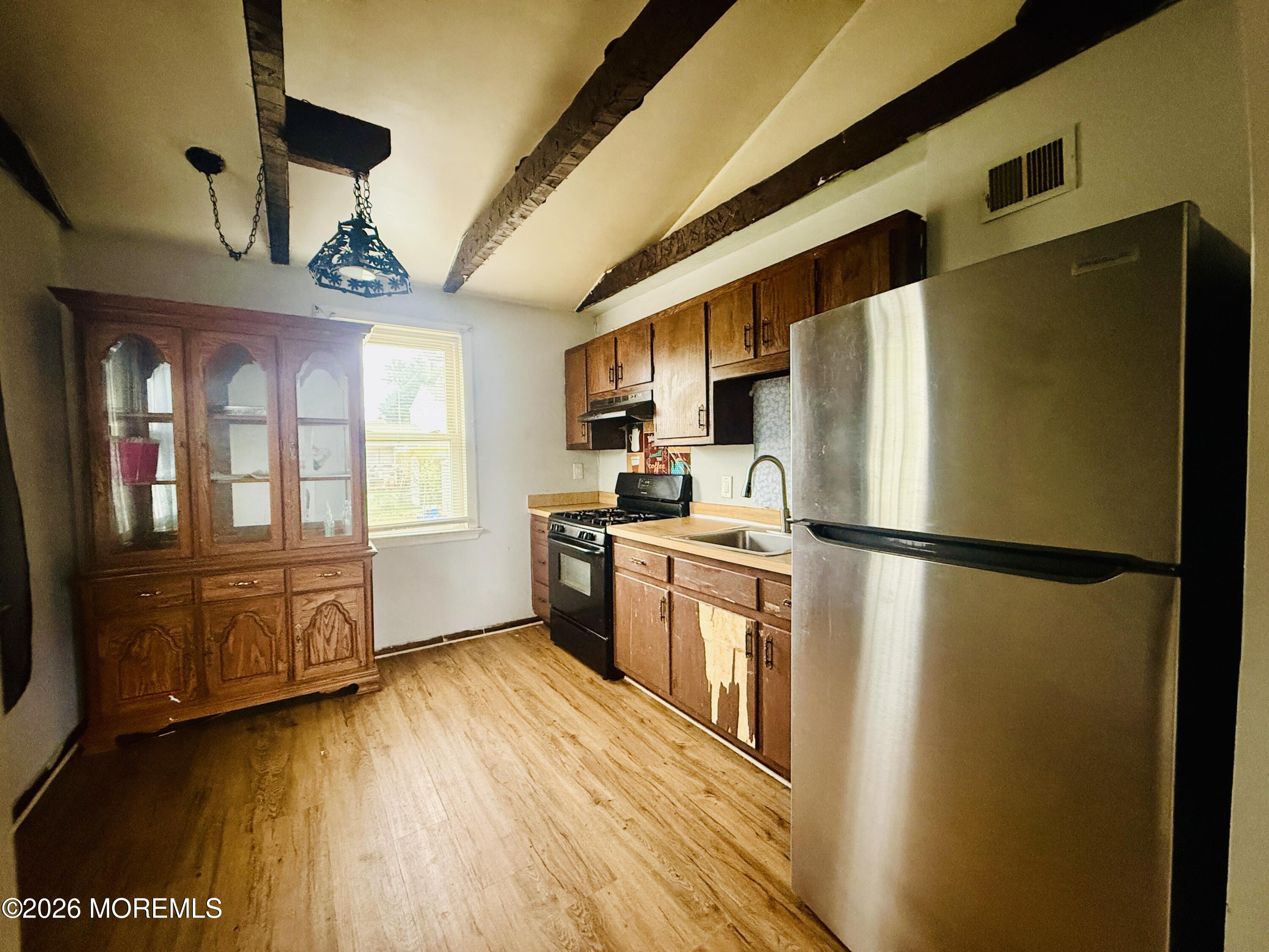 98 Belshaw Avenue Shrewsbury Twp NJ 07724
