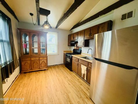 98 Belshaw Avenue Shrewsbury Twp NJ 07724
