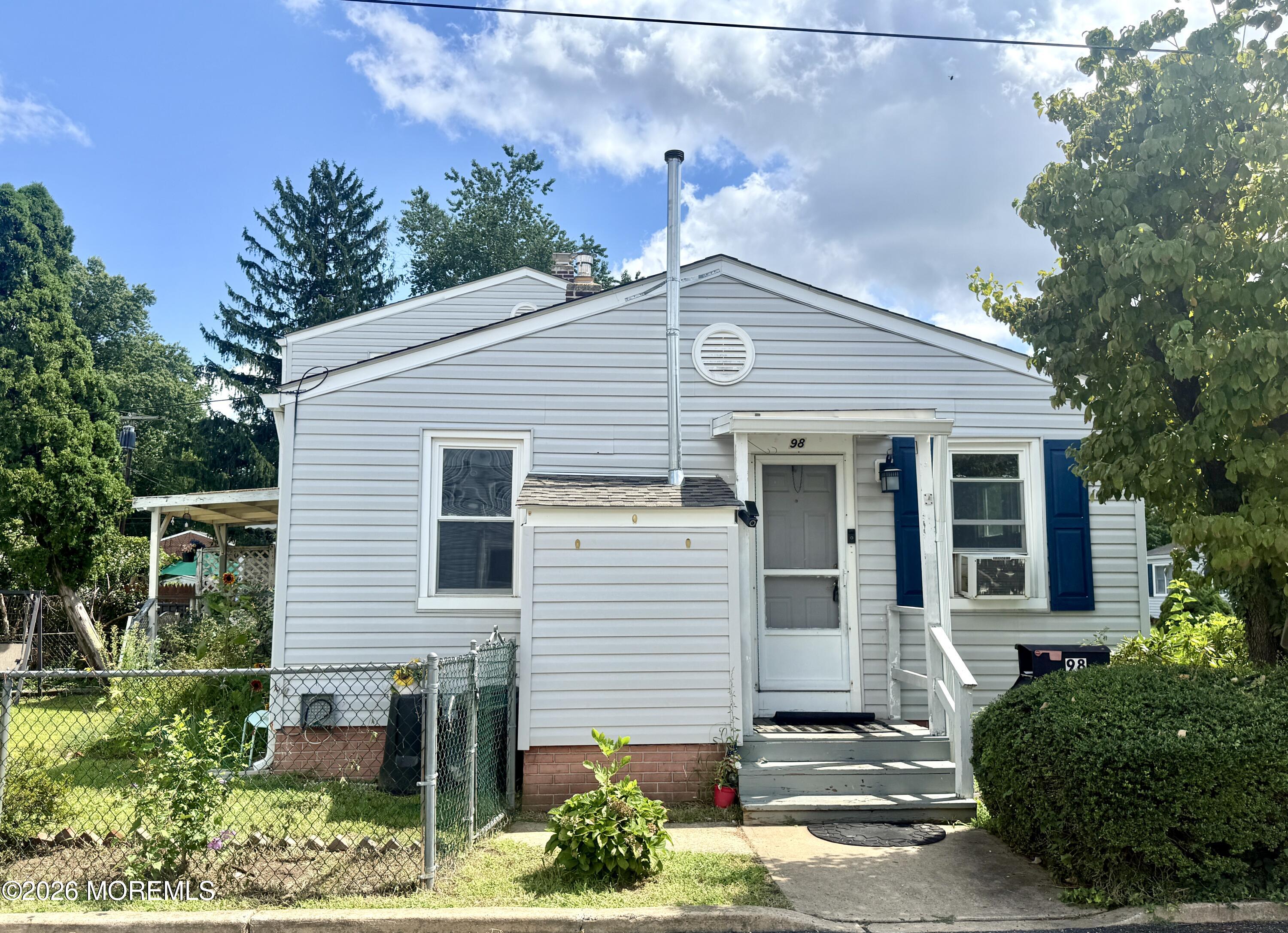 98 Belshaw Avenue Shrewsbury Twp NJ 07724