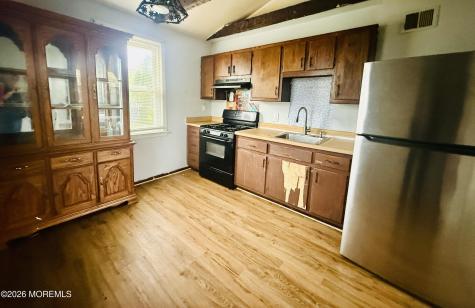 98 Belshaw Avenue Shrewsbury Twp NJ 07724