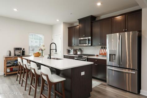 72 Anchor Way Cliffwood NJ 07721