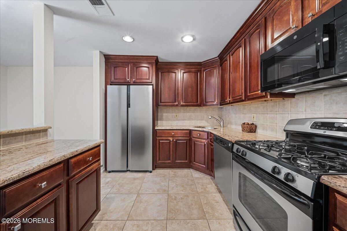 8 Deptford Court Freehold NJ 07728