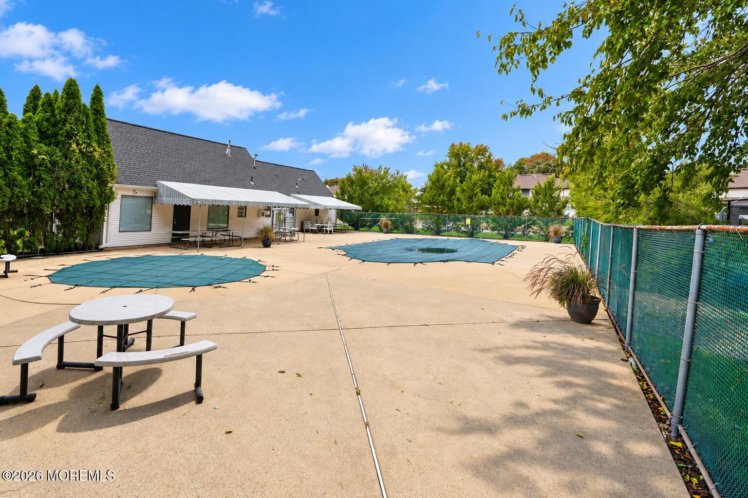 413 Oak Knoll Drive Manalapan NJ 07726