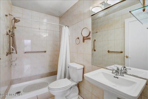 369 Yorkshire Place Morganville NJ 07751