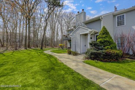 369 Yorkshire Place Morganville NJ 07751