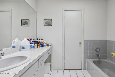 163 Clarken Drive West Orange NJ 07052